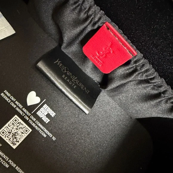 Yves Saint Laurent Quilted Red Cosmetic Case with Gold Hardware - Picture 12 of 13